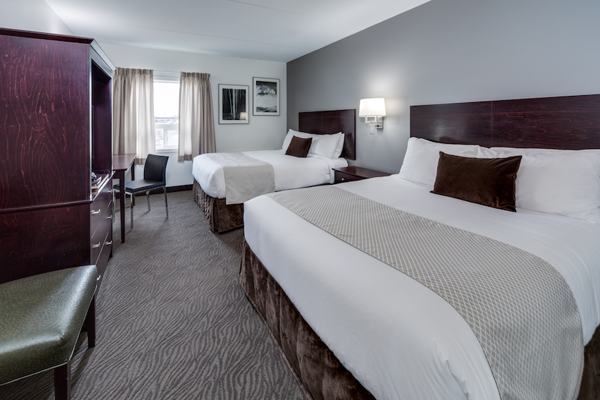 Premier Rooms « Brooks, AB Convention Centre « Heritage Inn Hotels